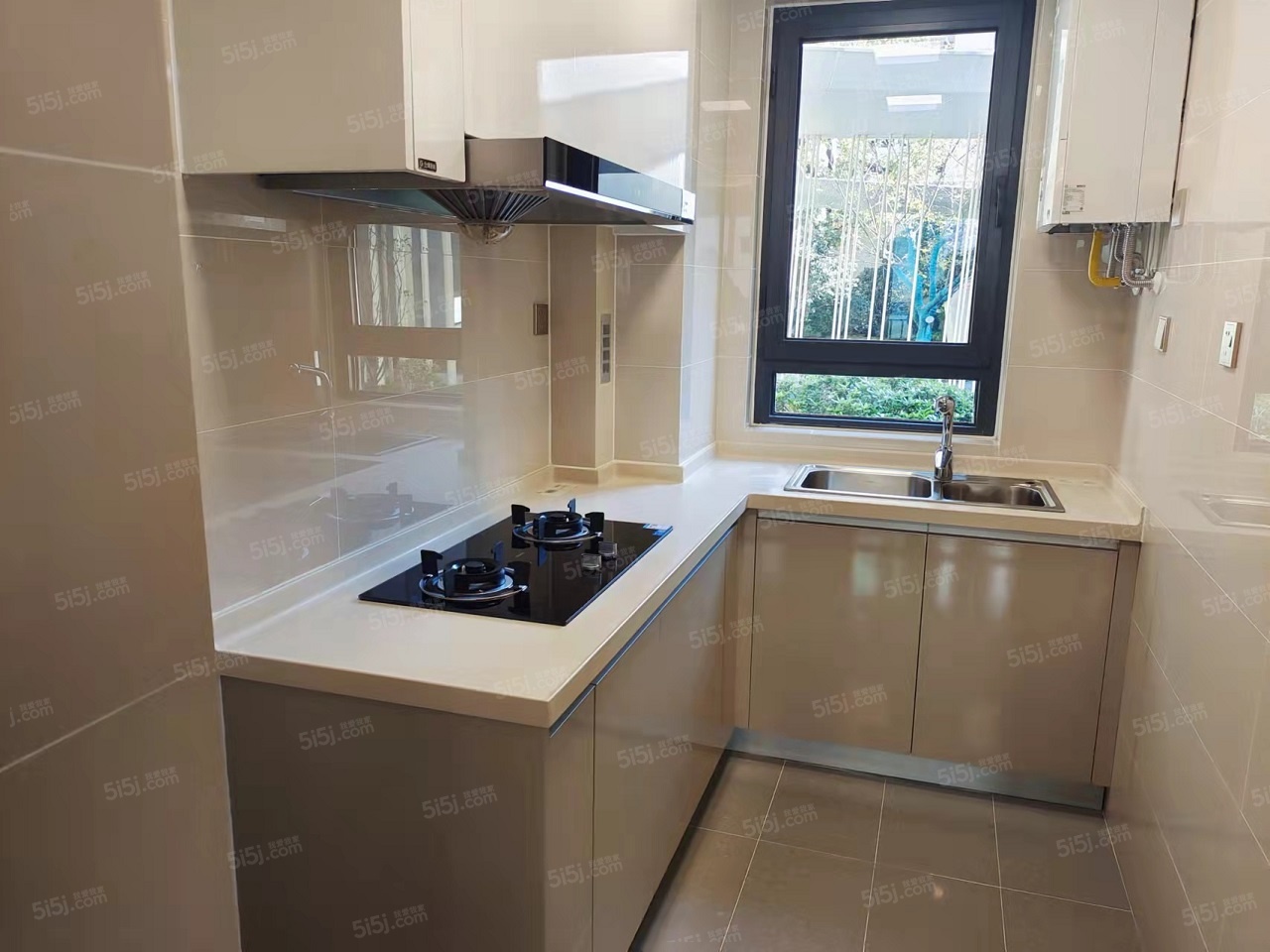 大华锦绣江来样板间