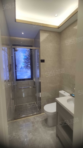 鸿翔·湖畔景园样板间