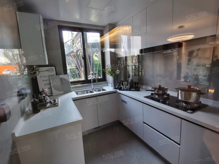 旭辉中建江上雅苑样板间