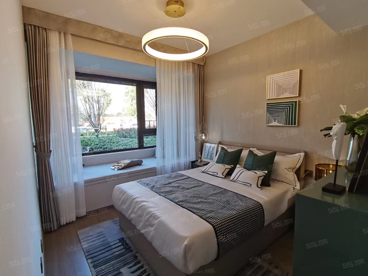 旭辉中建江上雅苑样板间