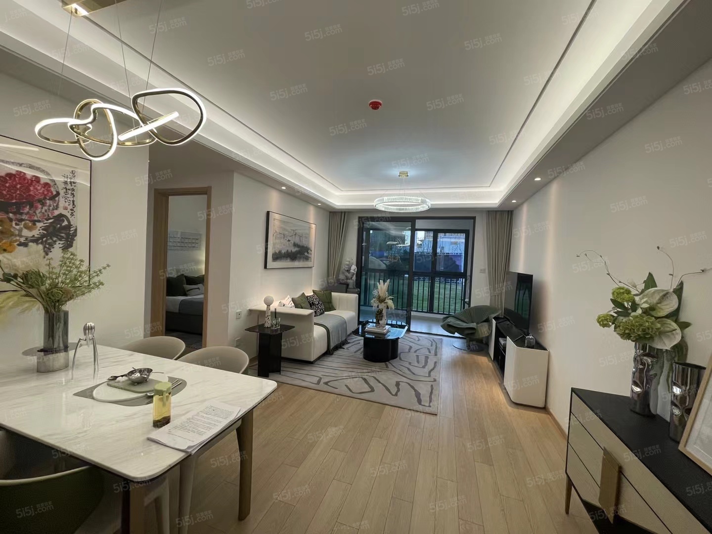 新生圩宝龙广场样板间