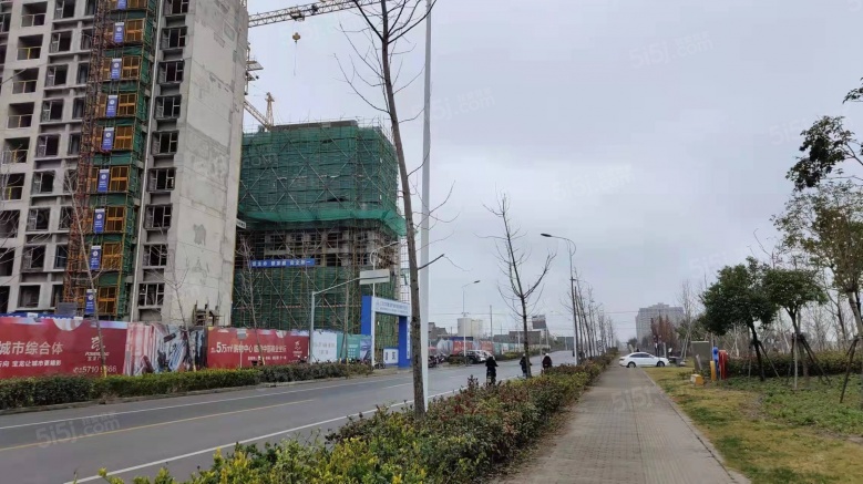 奉发宝龙广场实景图