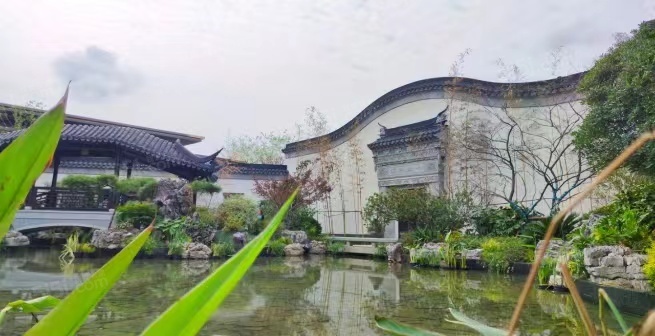 建发泊月湾实景图