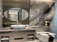 建发泊月湾开发商营业执照相册