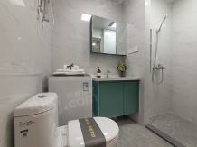 天一云端公馆开发商营业执照相册