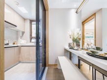 玫瑰公馆开发商营业执照相册