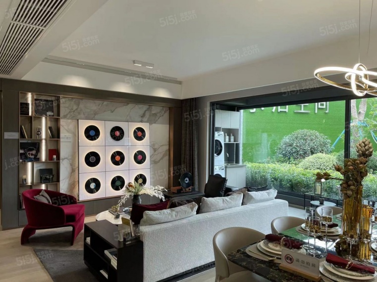 融创城铁未来中心样板间