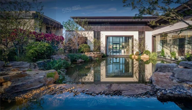 龙湖粼云上府实景图