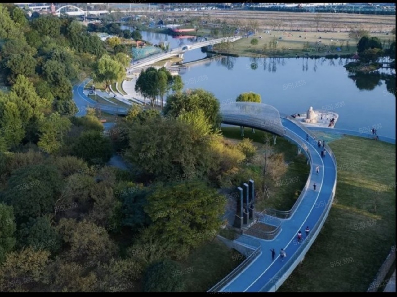 建发泊月湾配套图