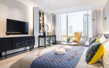 东岭锡上开发商营业执照相册