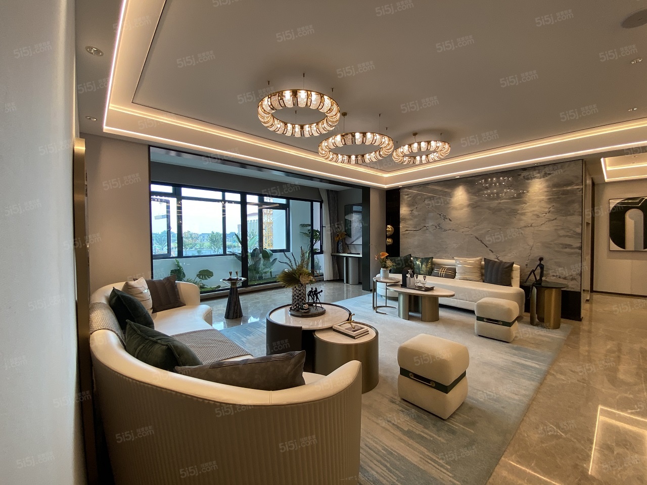 龙湖华亨天玺样板间