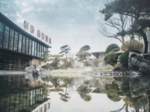 彰泰春岸雅筑开发商营业执照相册