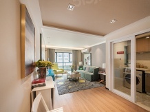 天一云端公馆开发商营业执照相册