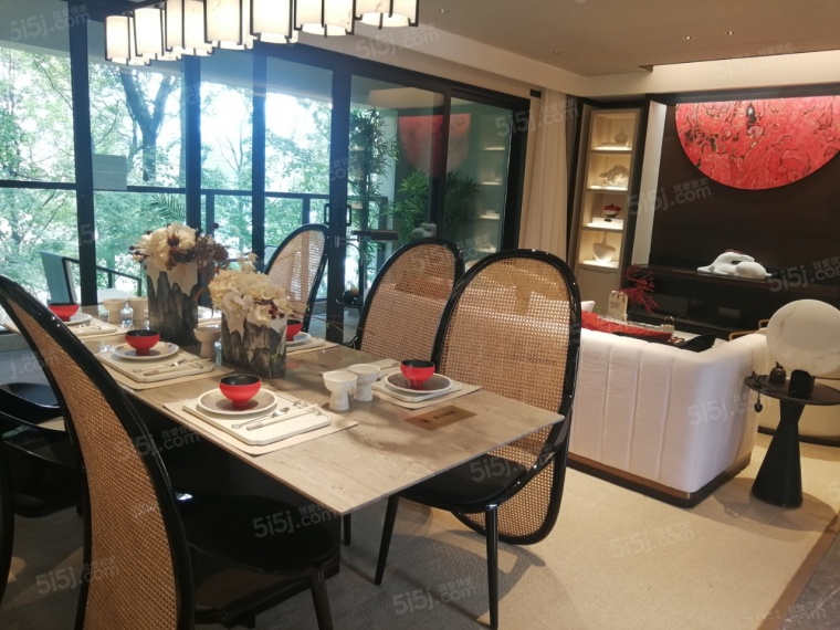 银城青山湖畔.临枫园样板间