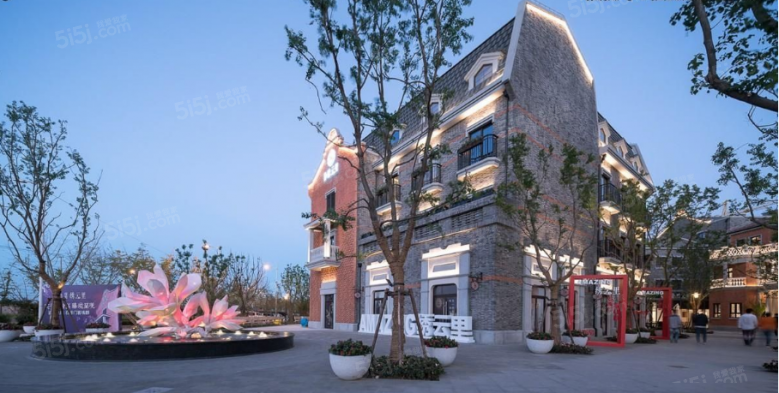 绿都绣云里实景图