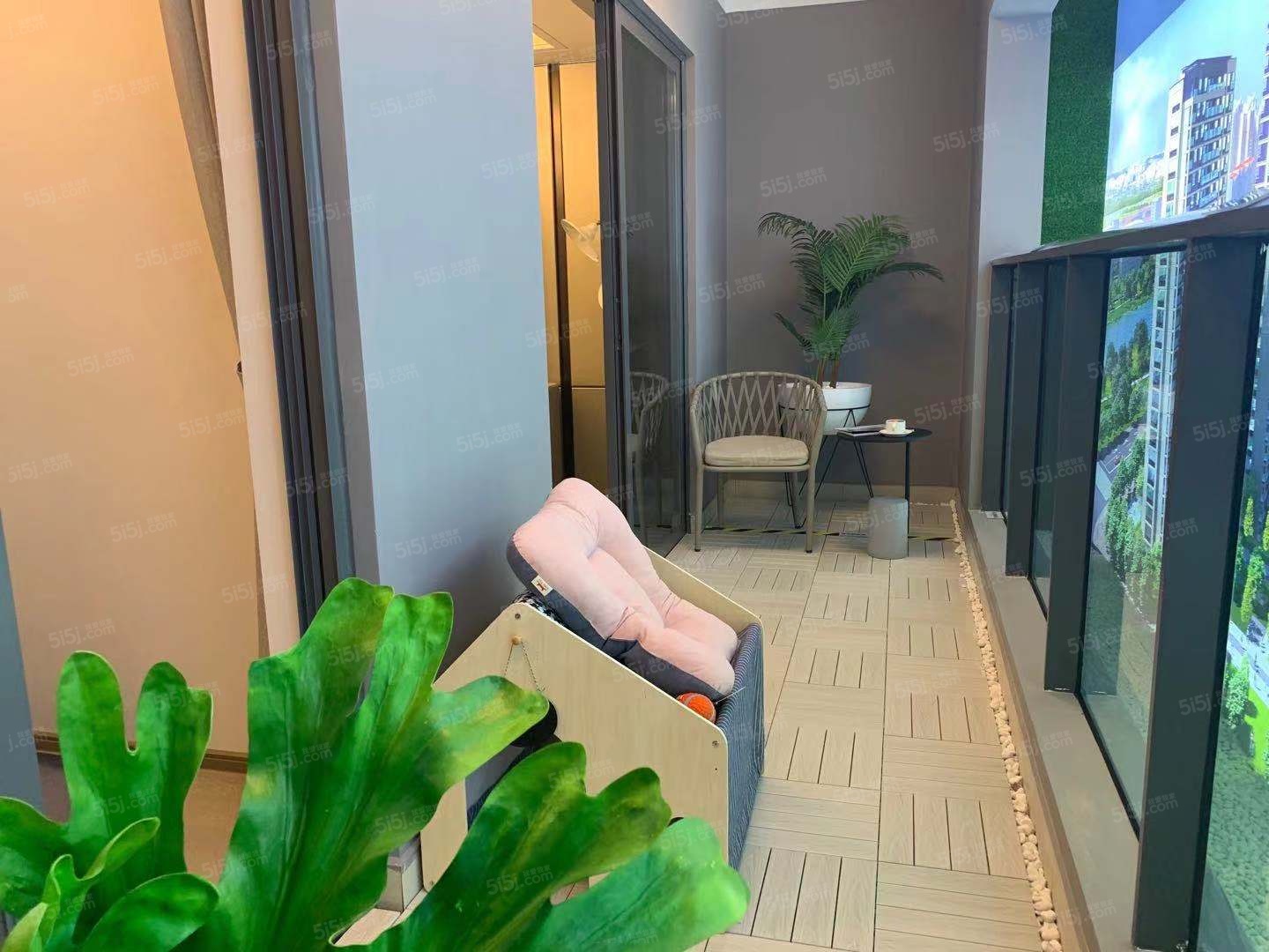 敏捷星著柏悦府样板间