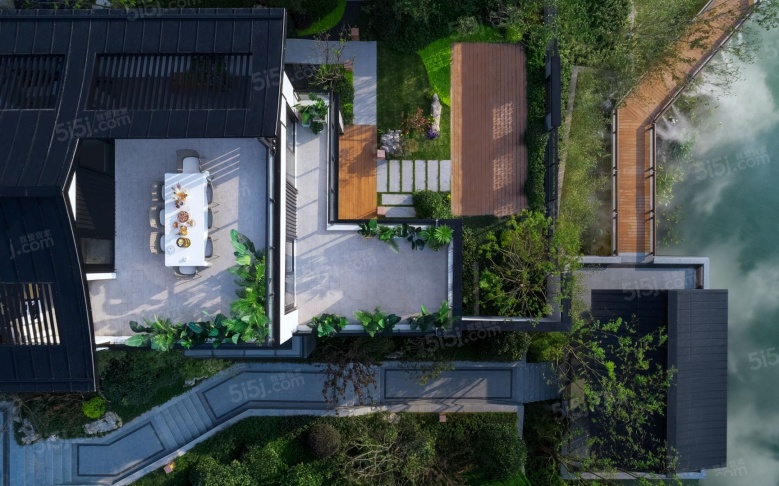 世茂同人山庄实景图