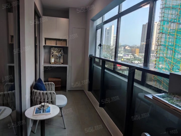 华发荟天府样板间