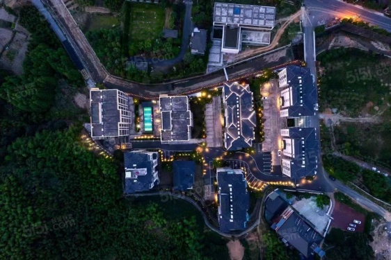 天目观山月第1张图