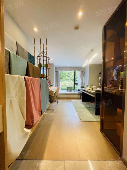 海伦堡星座样板间