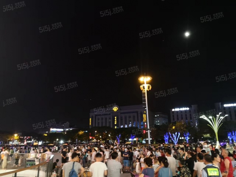 新华红星广场实景图