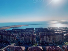 力高阳光海岸开发商营业执照相册