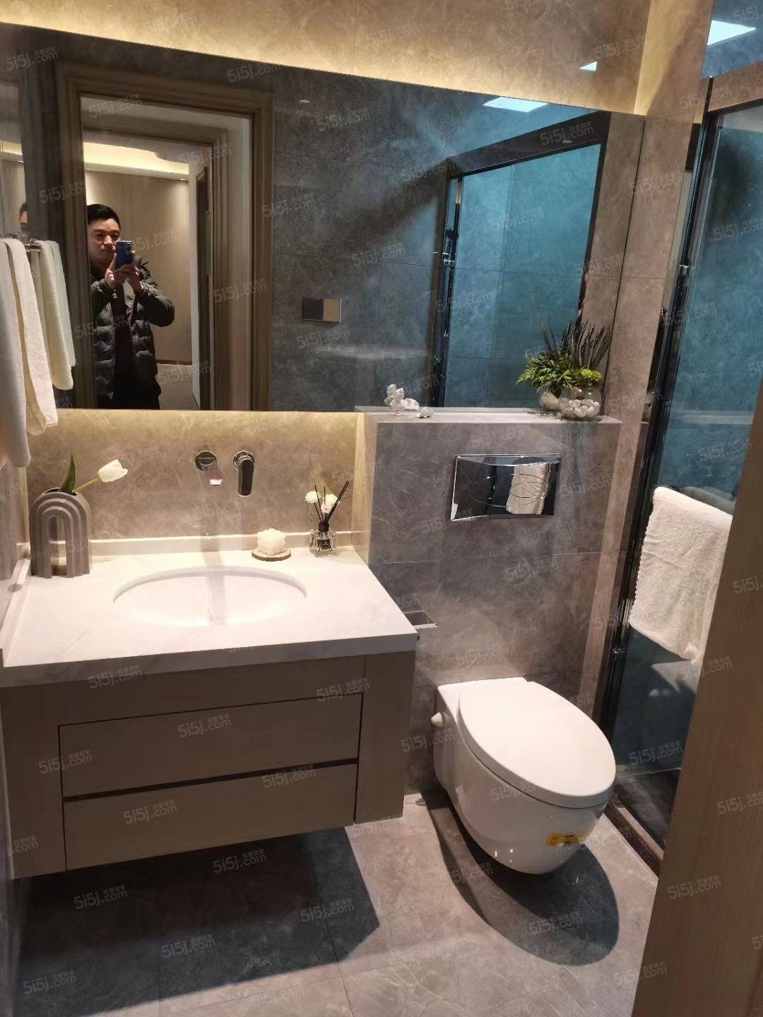 恒伟江南山庄样板间