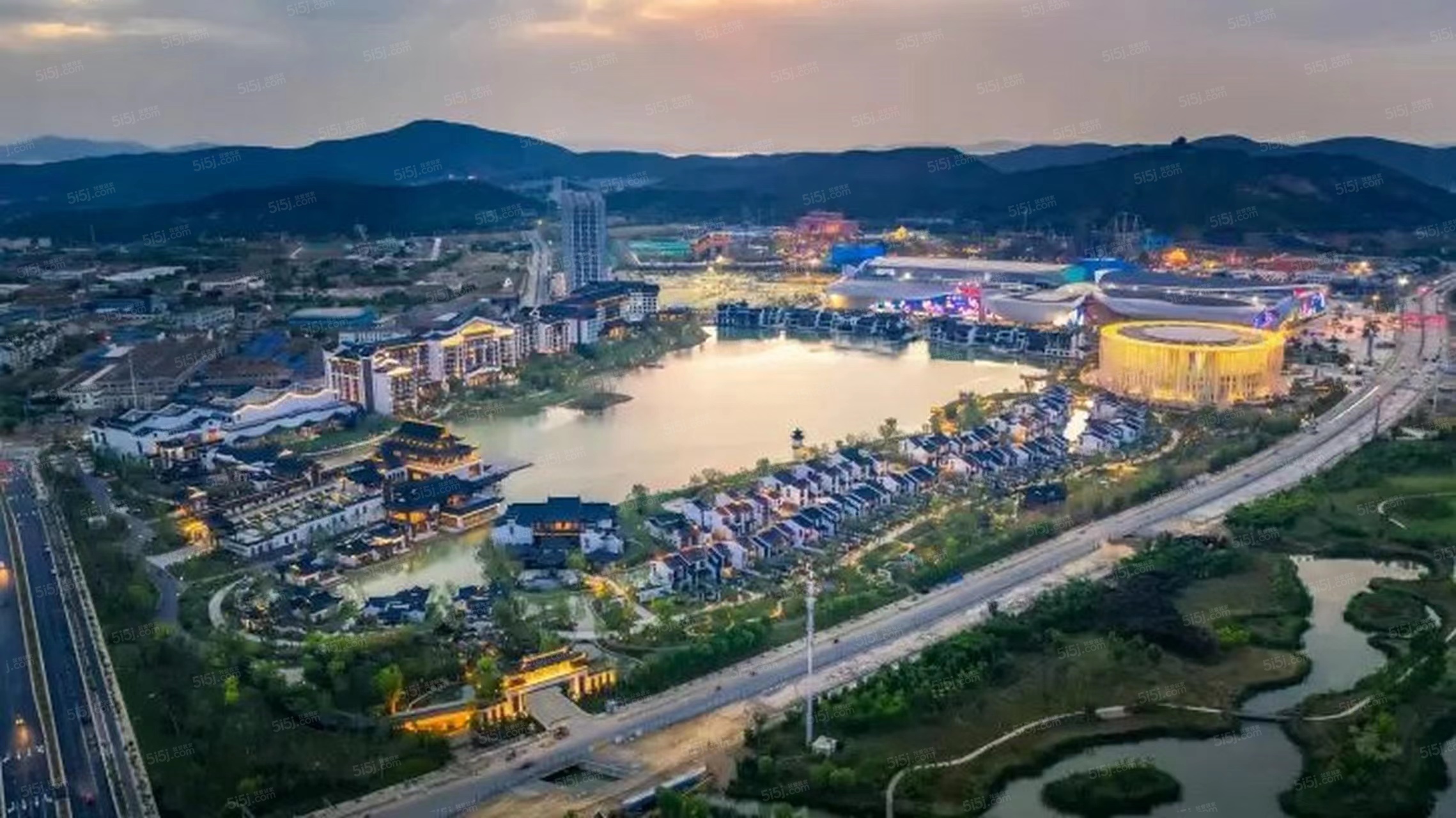 金茂逸墅配套图