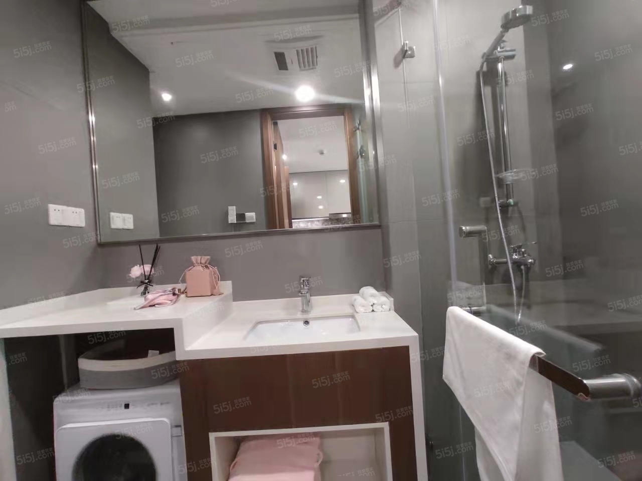 远雄公元里样板间