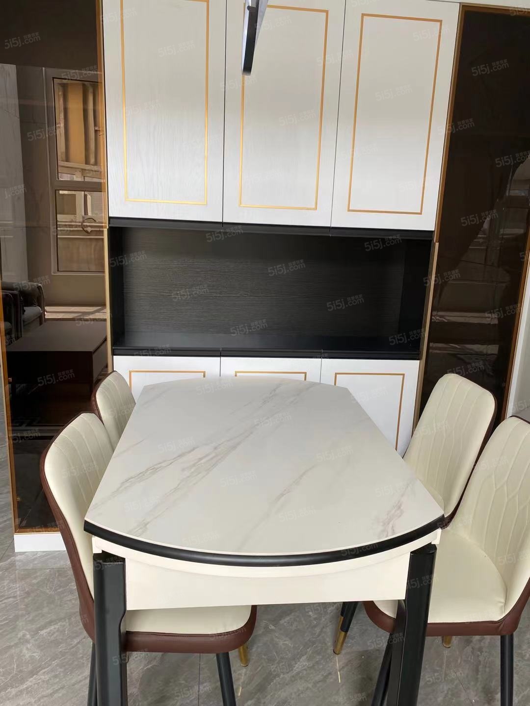 吉宝凌云峰阁（商业）样板间