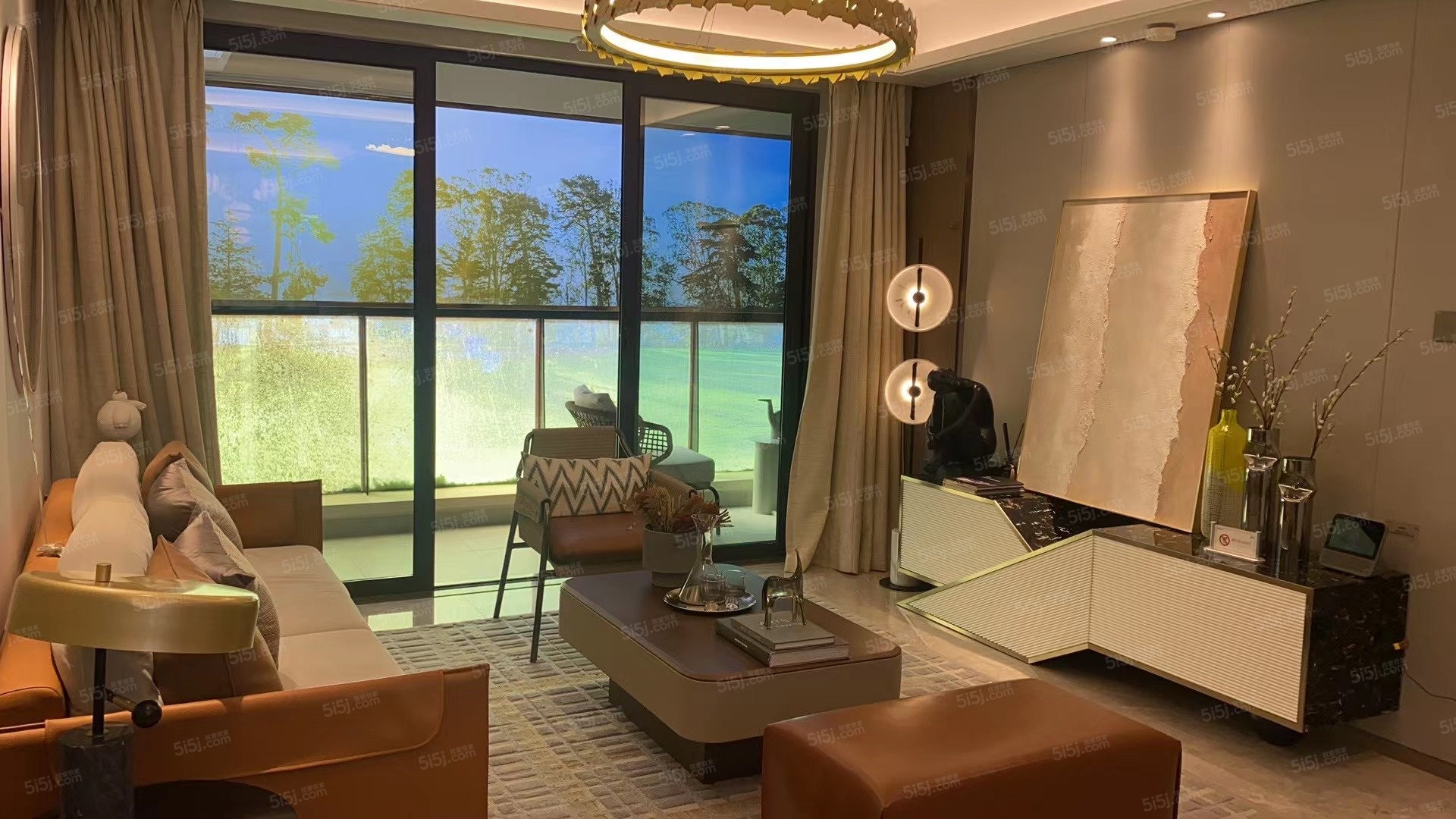 美的爱情云筑样板间