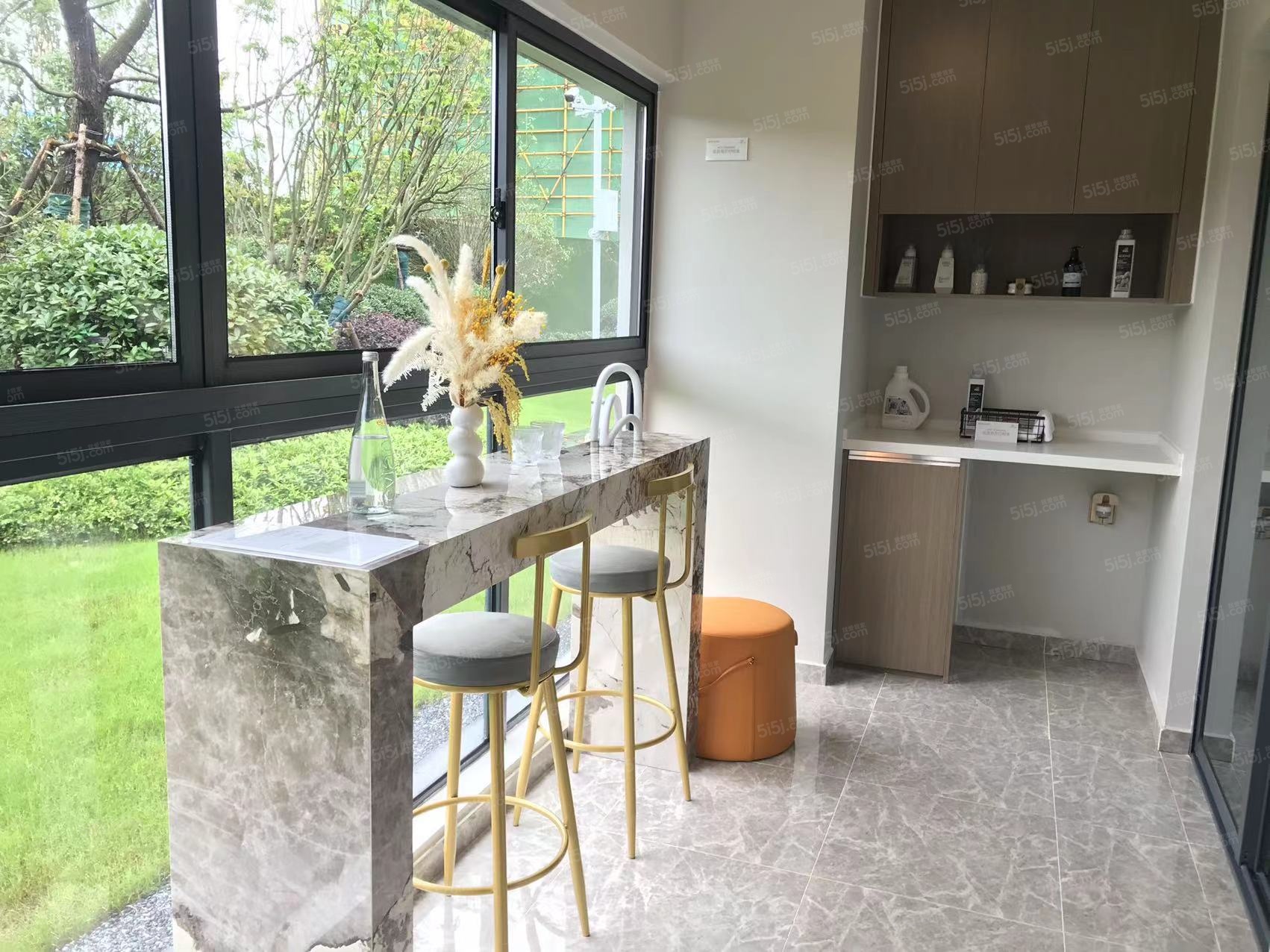 远洋靖淞云璟样板间