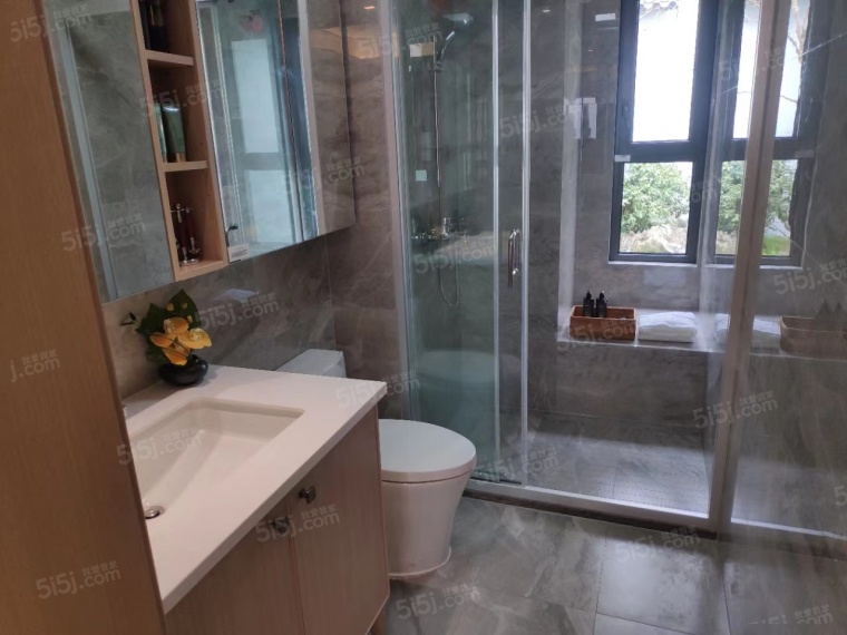 和萃澜庭样板间