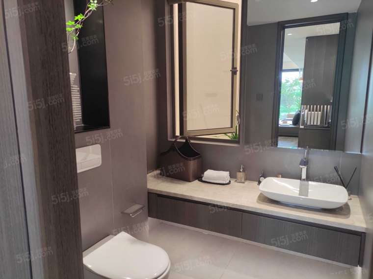 荣安东湖留庄样板间