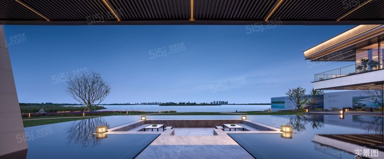 龙湖镜湖原著项目现场