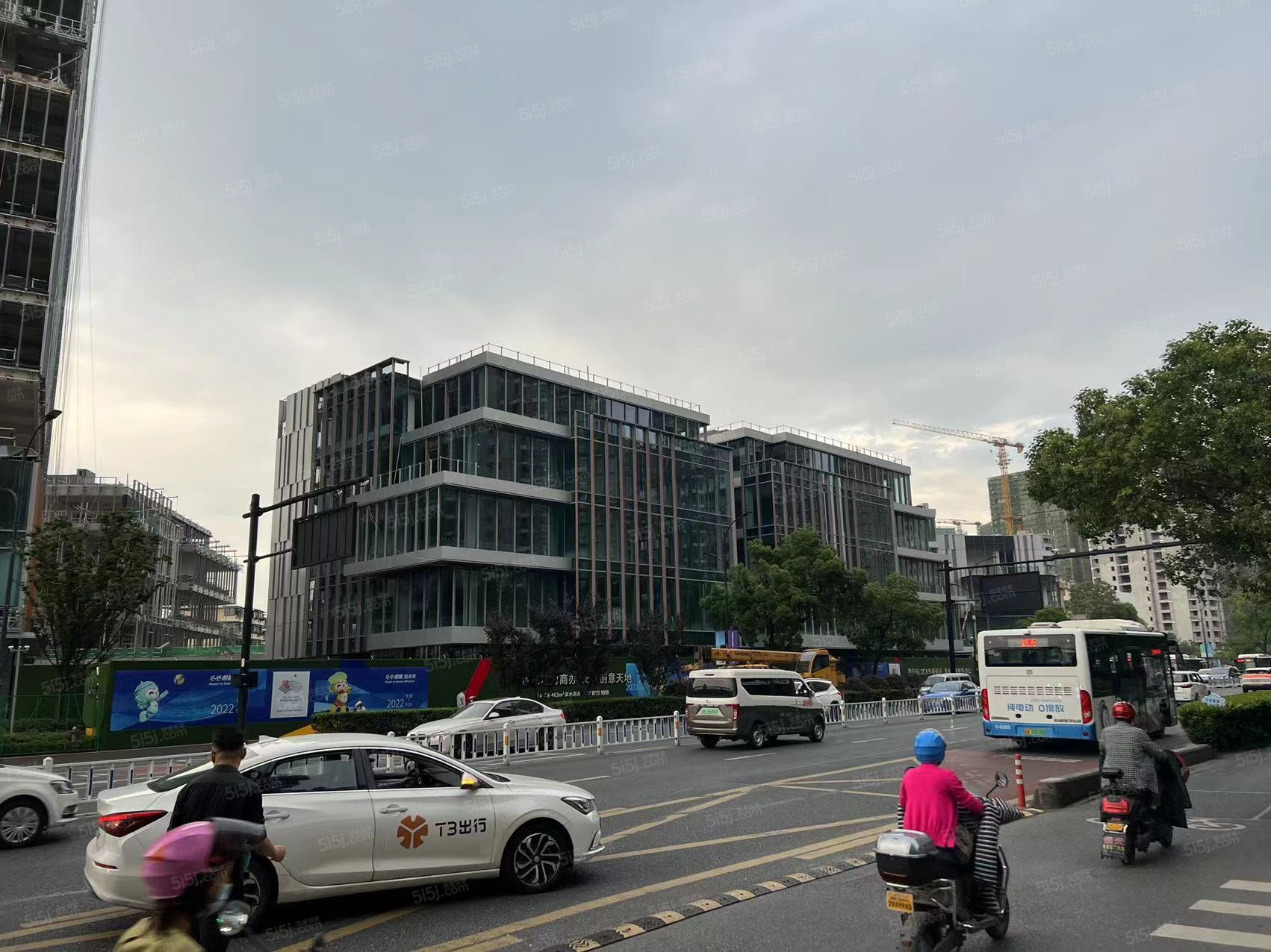 和平德信中心实景图