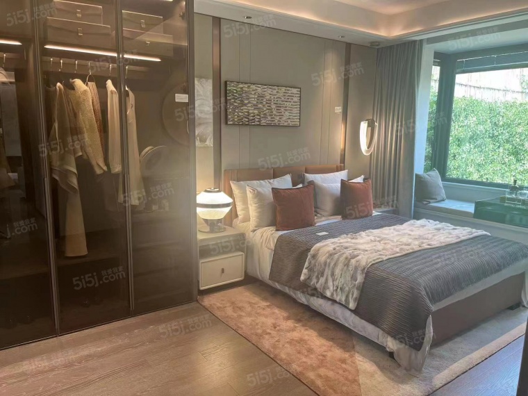 万科紫辰光年样板间