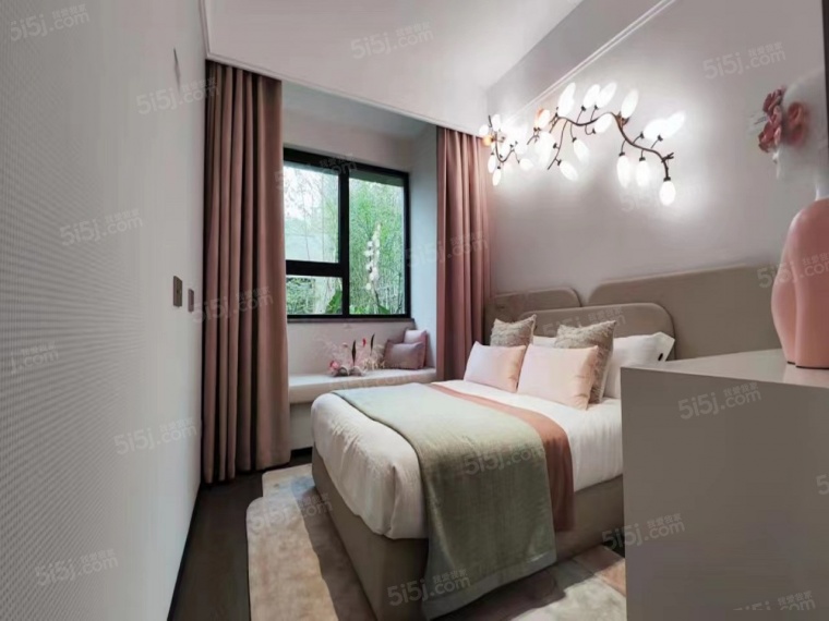 颐和铂岸江璟府样板间