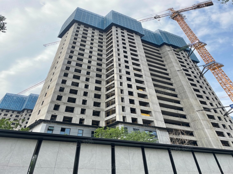 颐和铂岸江璟府项目现场