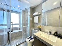 丰荟玖园开发商营业执照相册