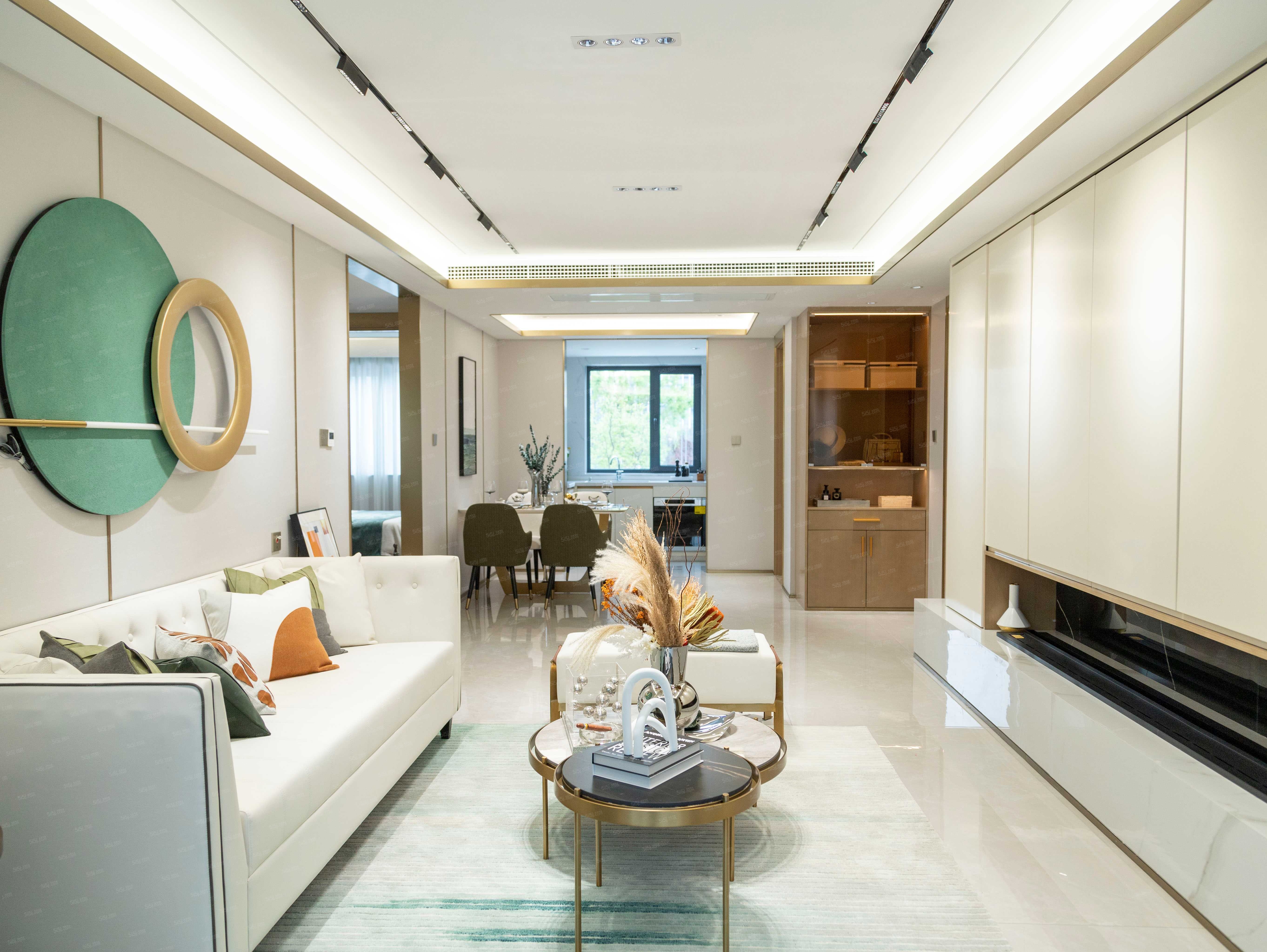 交控置地龙锦院样板间