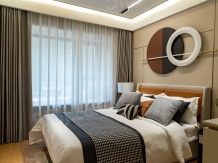 交控置地龙锦院开发商营业执照相册