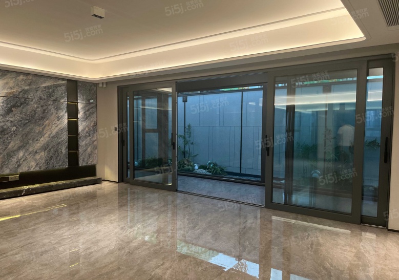 建发朗云样板间