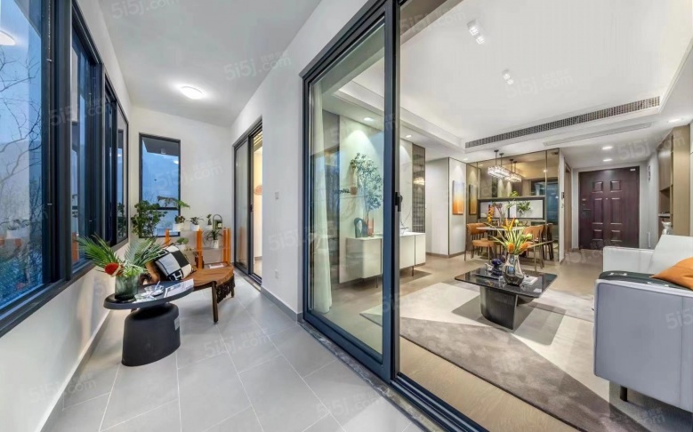 山和九著样板间