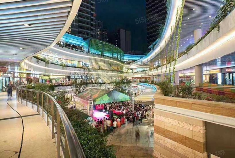 嘉定宝龙城市广场实景图