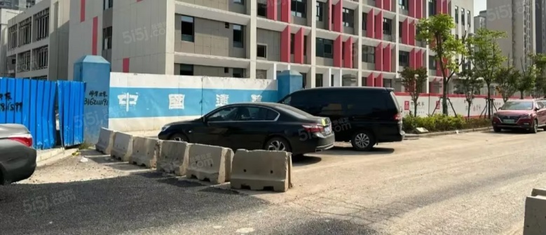 建发联发青云上实景图