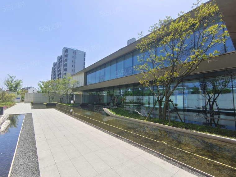 映溪四季实景图