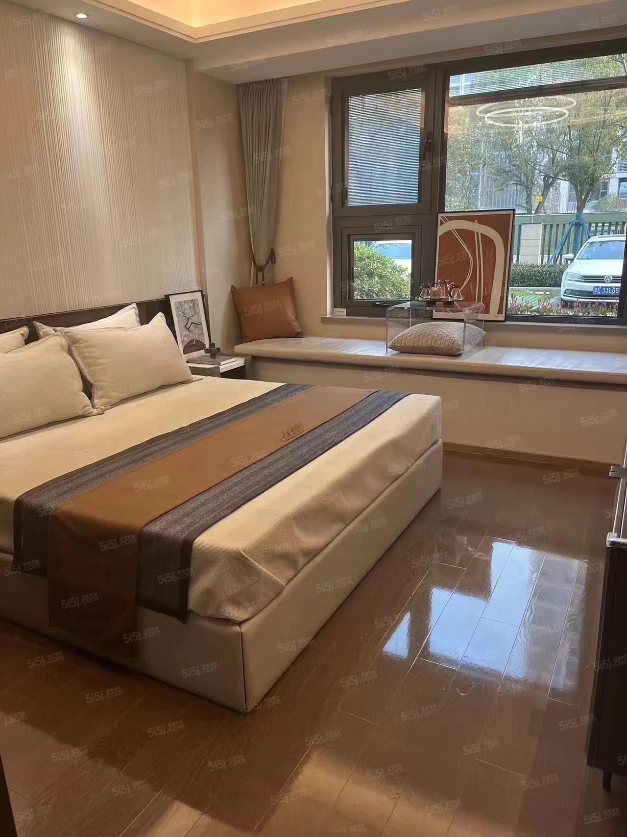 望湖玫瑰园样板间