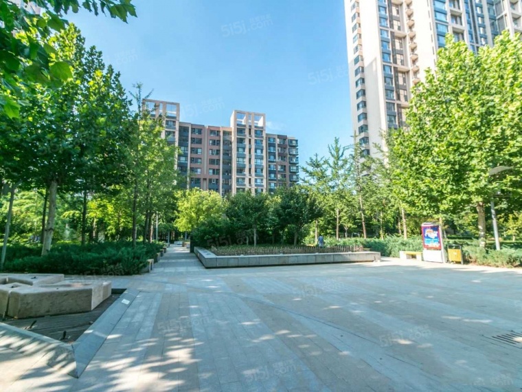 中铁建国际城实景图