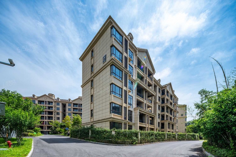 宏泰四季花城实景图